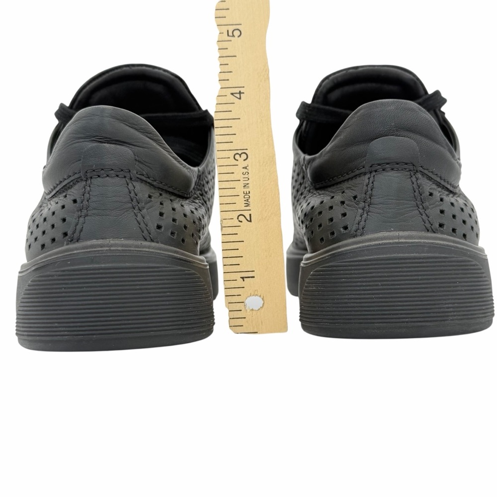 Ecco Street Tray Leather Perforated Black Sneakers - Picture 12 of 16